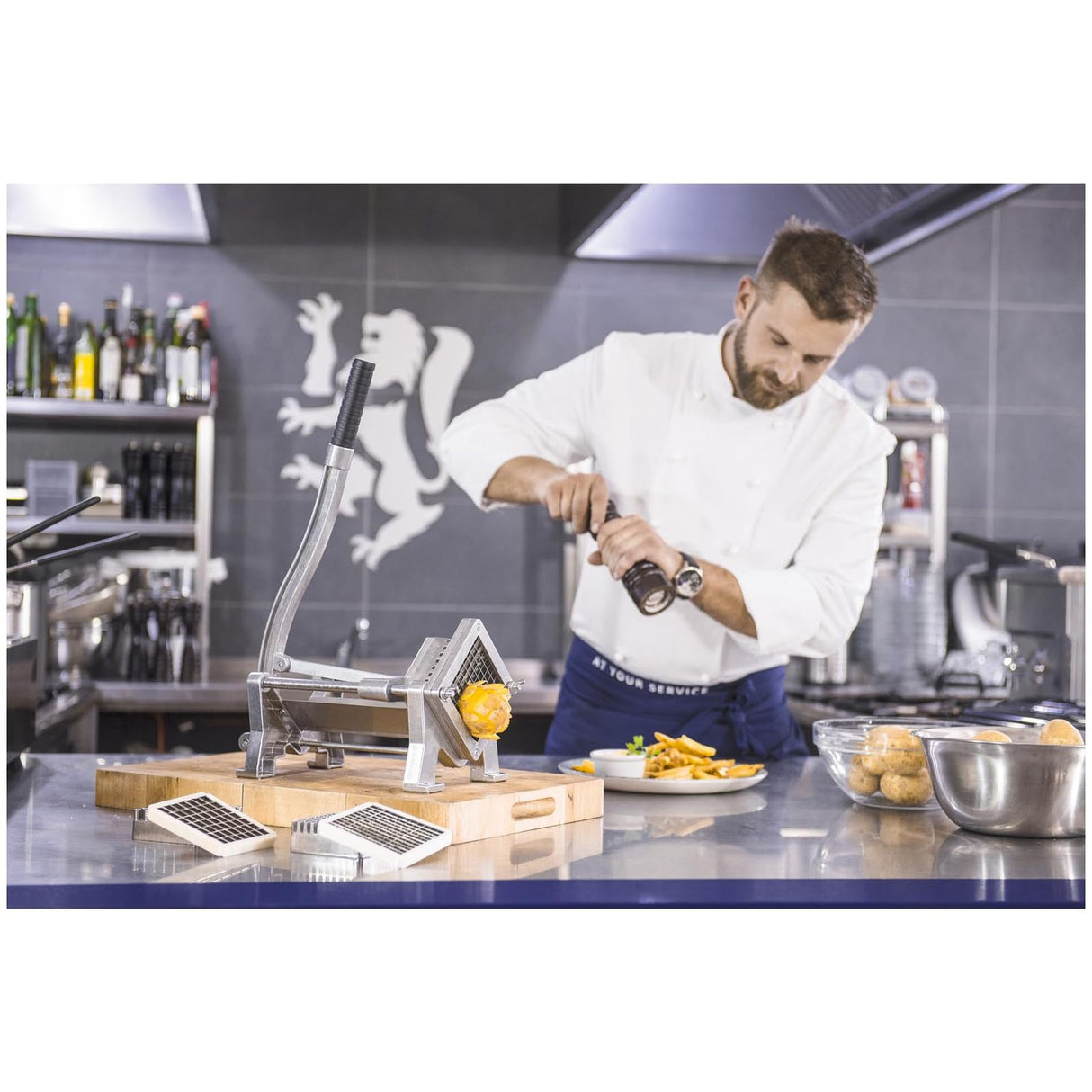 Royal Catering RCKS-3 - Cortador de patatas y verduras (incluye 3 cuchillas 8 x 8/10 x 10/12 x 12, manual, montaje en mesa y pared, acero inoxidable y aluminio, estable)