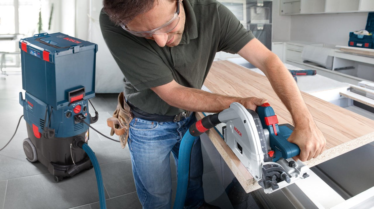 Bosch Professional GAS 35 M AFC - Aspirador seco/húmedo (254 mbar, depósito 35 l, clase polvo M, manguera antiestática 5m)