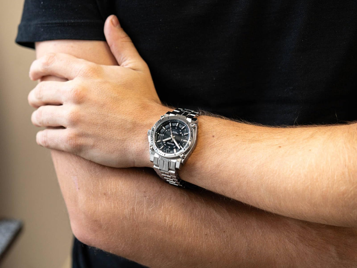 Bulova Reloj Analógico para para Hombre de Cuarzo con Correa en Acero Inoxidable 96B417