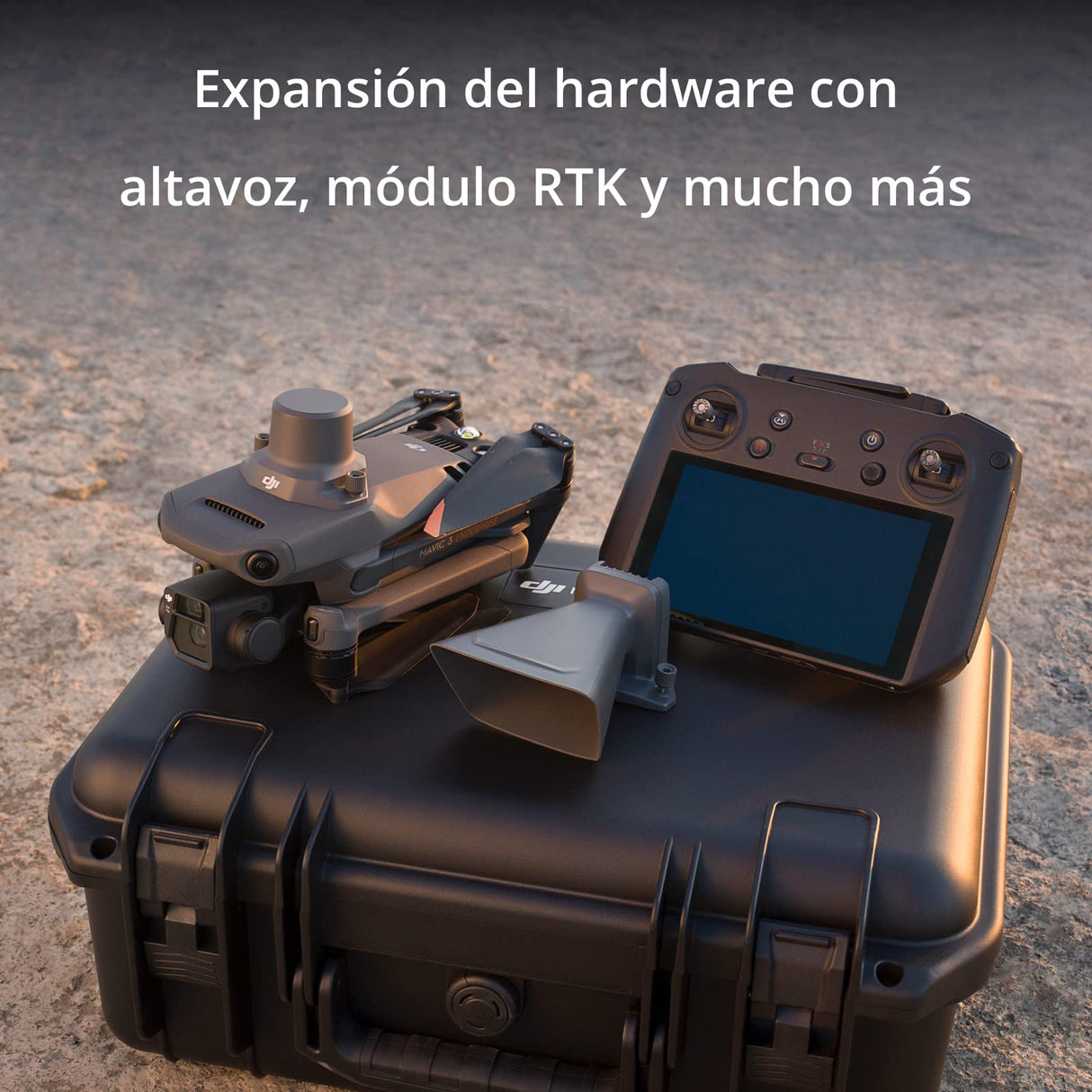 DJI - Pack básico de Tranquilidad Mavic 3E - Dron con cámara Gran Angular con CMOS 4/3, Obturador mecánico, Zoom híbrido 56×, posicionamiento centimétrico con RTK y un Altavoz de Alto Volumen