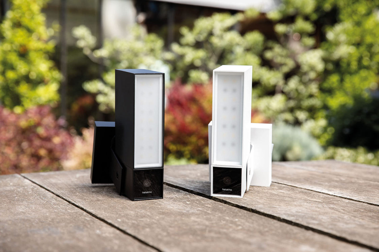 Netatmo Cámara de vigilancia exterior inteligente con sirena de 105 dB, WiFi, iluminación integrada, detección de movimiento, visión nocturna, sin suscripción, blanca, NOC-S-W-DE
