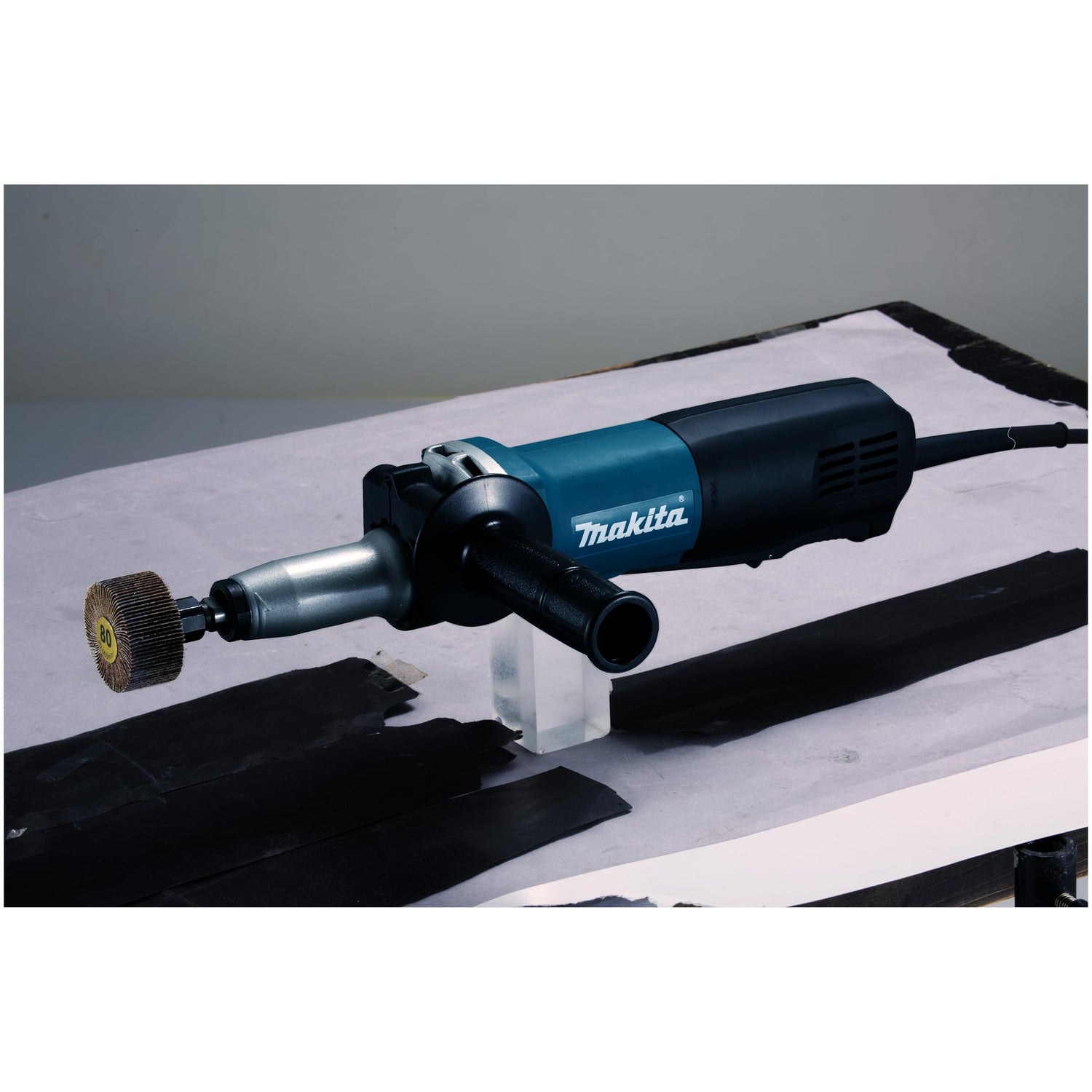 Makita GD0811C - Amoladora Recta 6-8Mm 750W