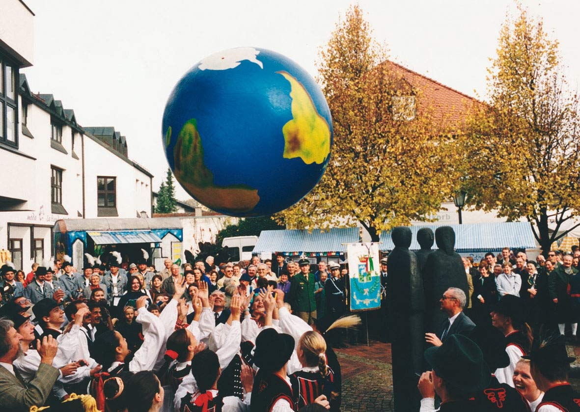 Togu - Balón Hinchable, diseño de Planeta Tierra