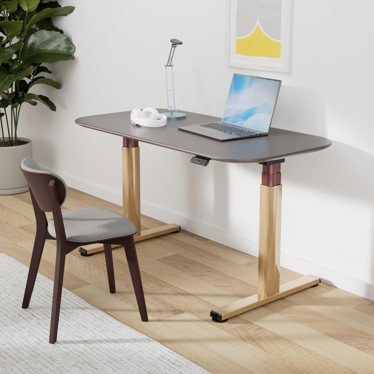 Steelcase Solo Mesa Altura Ajustable Eléctrica para Trabajar de Pie o Sentado, Controlador Programable, Potente motor, Sensor Anticolisión y Red de Gestión de Cables. Acabados en Latón/Merlot/Malva