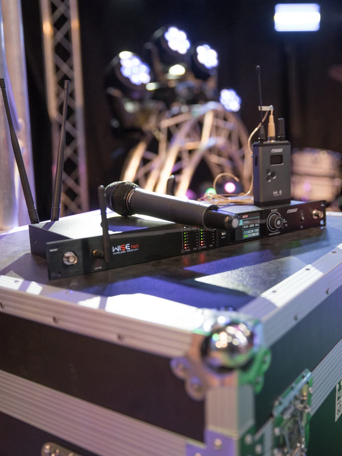 PSSO Wise Two 2-Channel True Diversity Receptor 518-548 MHz