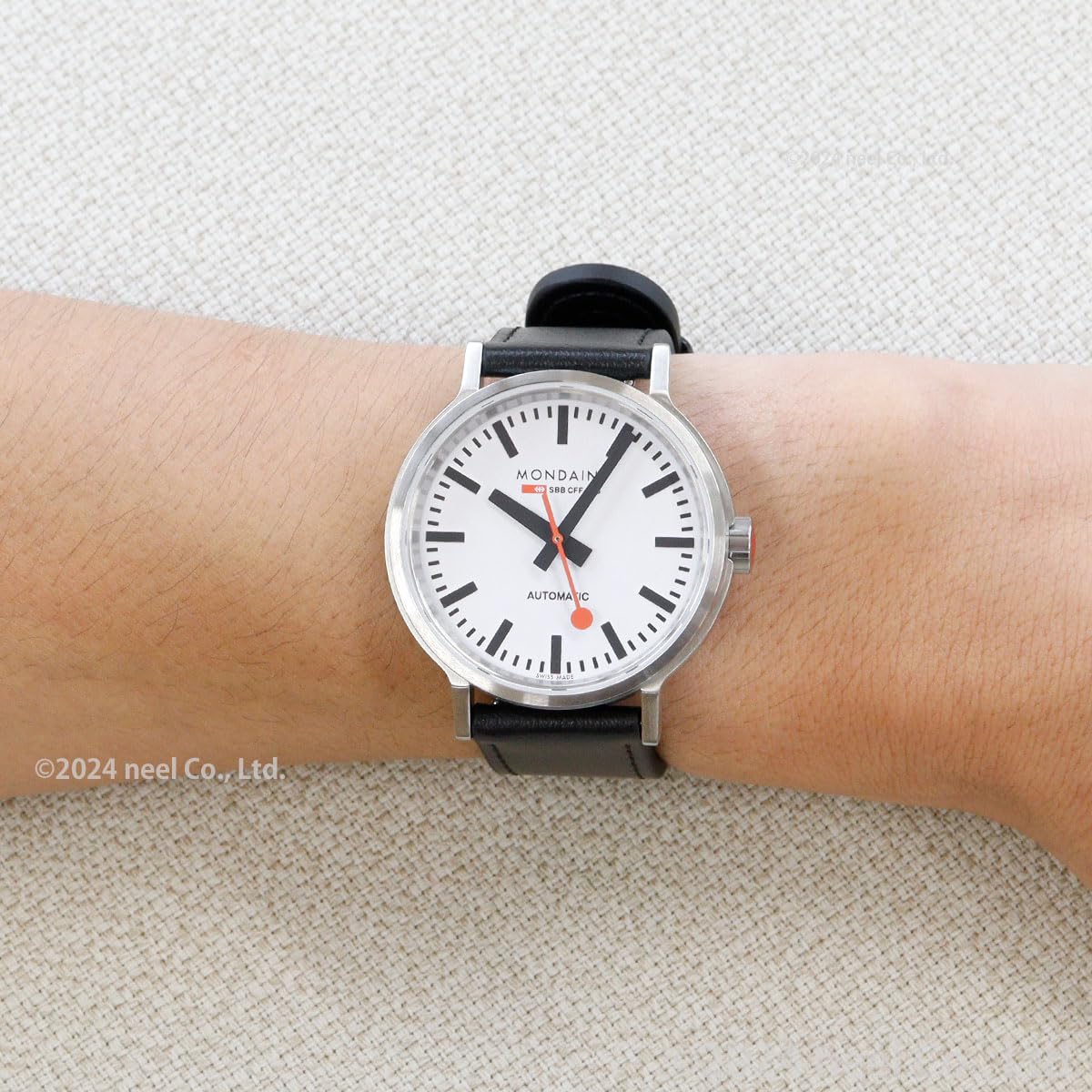 Mondaine Reloj Analógico para Hombres de Automático con Correa en Cuero MST.4161B.LBV
