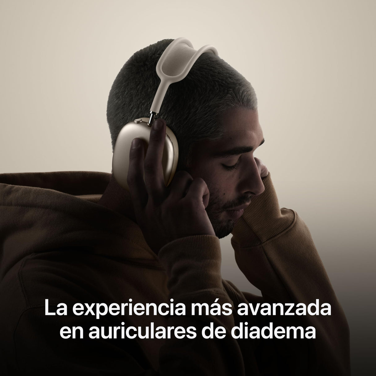 Apple AirPods MAX Auriculares inalámbricos de Diadema con cancelación Activa de Ruido de Nivel Profesional, Modo de Sonido Ambiente, Audio Espacial Personalizado, Carga por USB C, Naranja