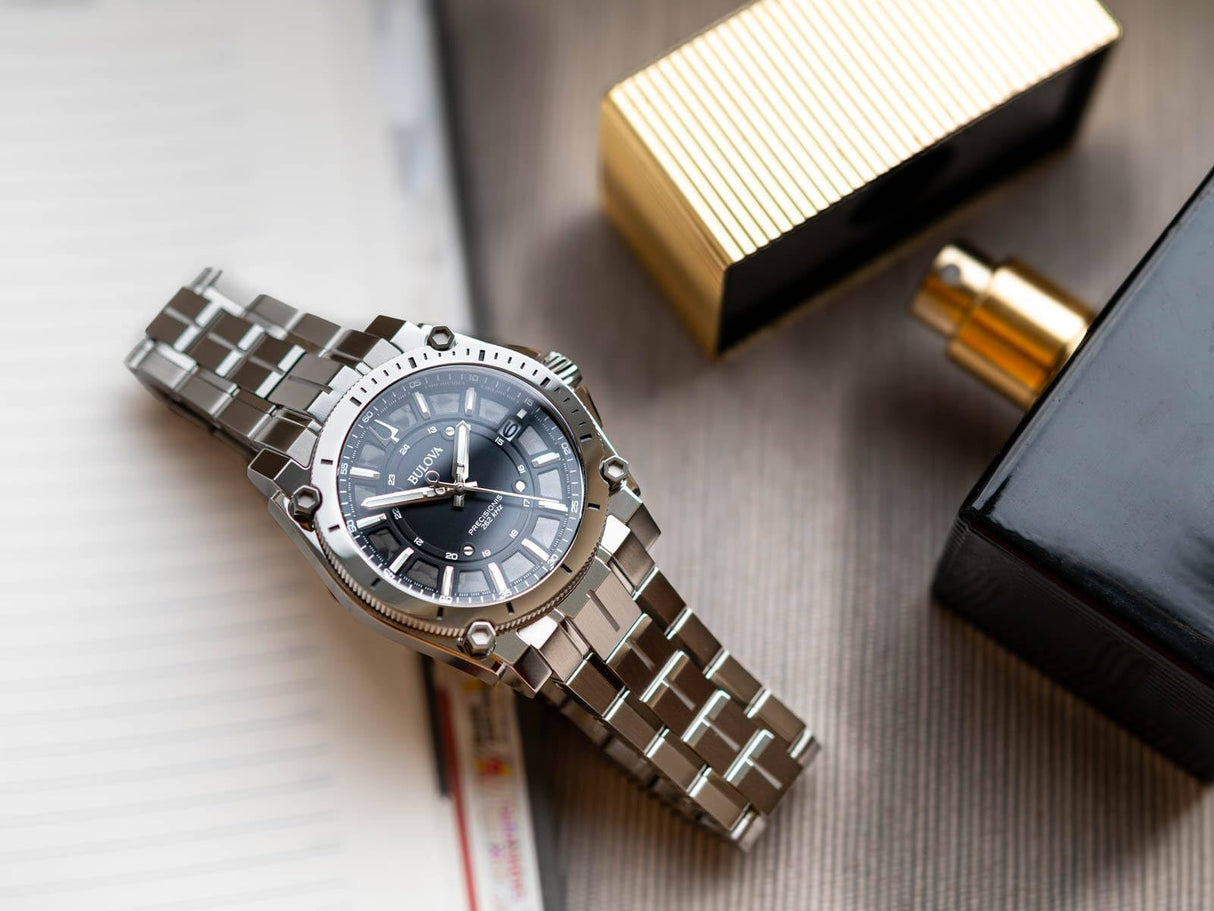 Bulova Reloj Analógico para para Hombre de Cuarzo con Correa en Acero Inoxidable 96B417