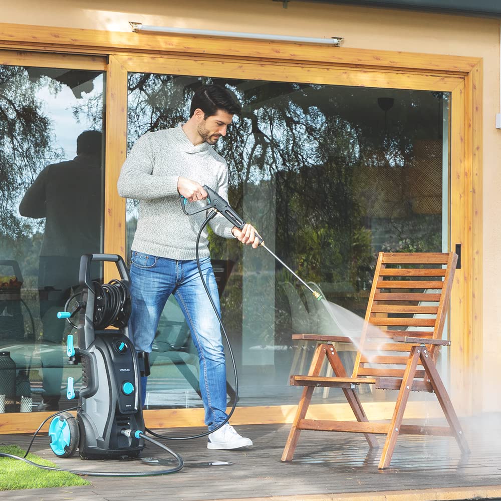 Cecotec Hidrolimpiadora Hydroboost 3200 Induction ProClean. 3200 W, Motor Brusless, Presión máx 225 Bar y Caudal MAX 540l/h, Accesorios para Suelos y Coche, Bomba de Aluminio, Radio de acción 14m