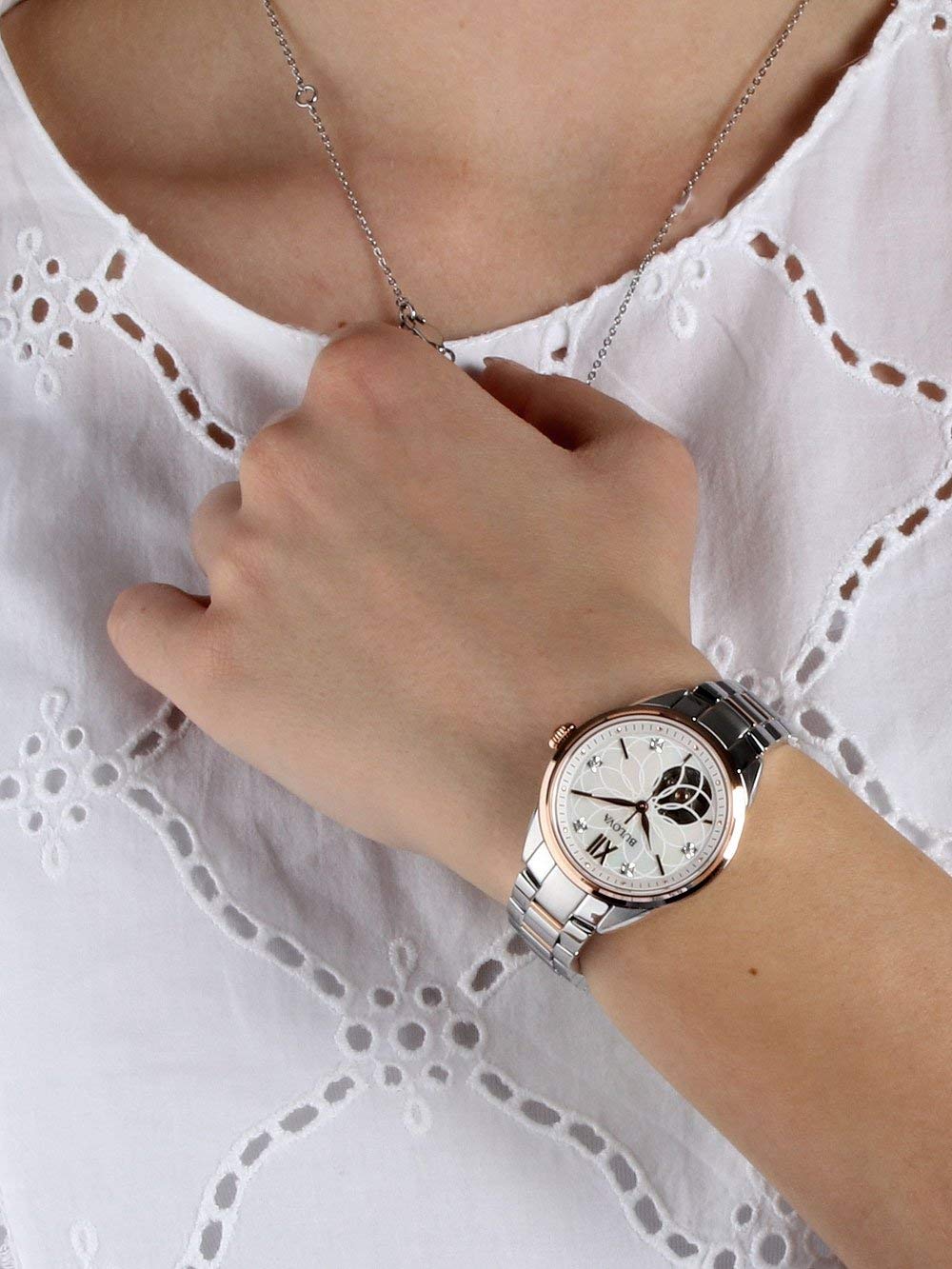 Bulova Reloj Analógico para Mujeres de Automáticamente con Correa en Acero Inoxidable 98P170
