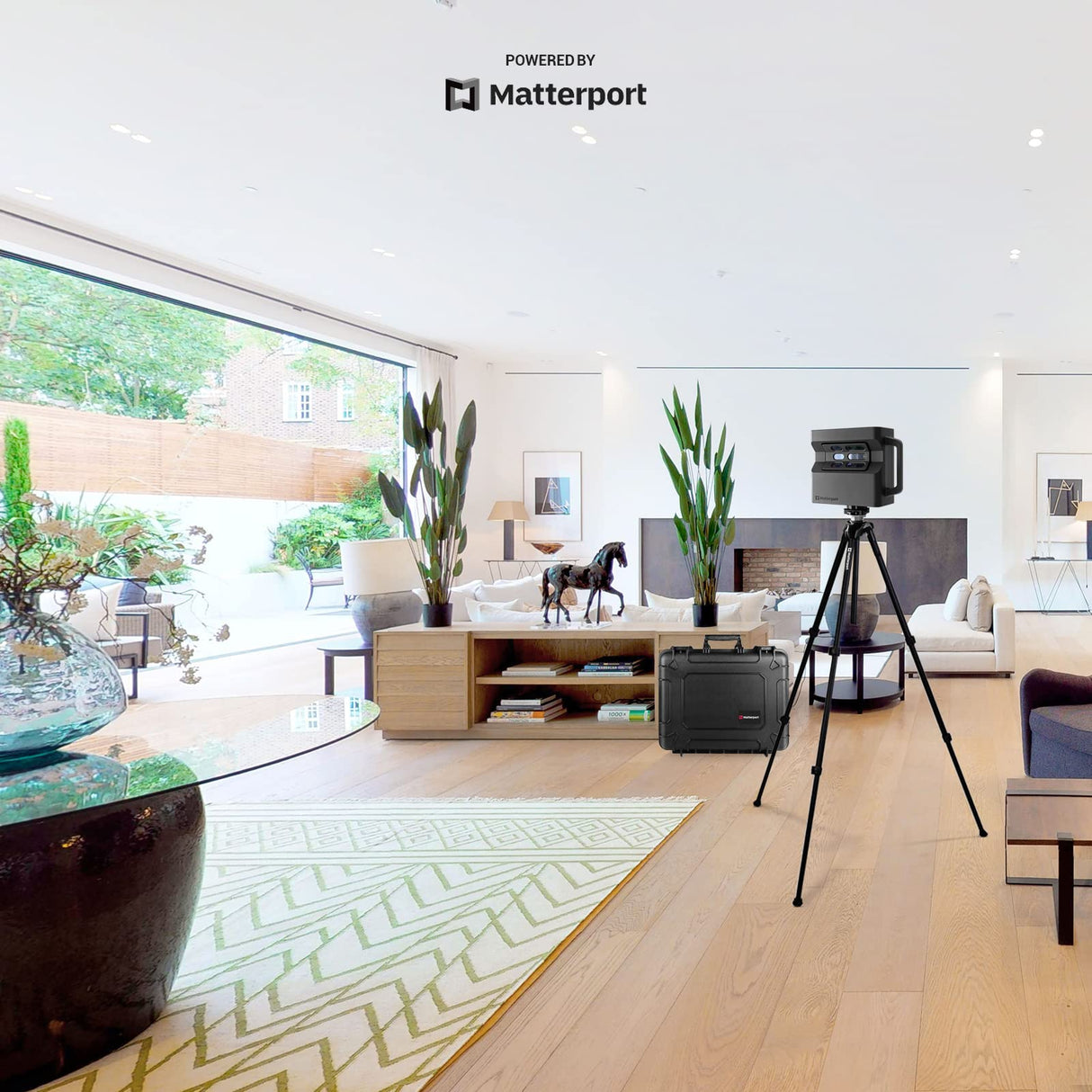 Matterport Paquete de Viaje de cámara Pro2 3D 360 - Incluye cámara Pro2 3D, Soporte para trípode, Abrazadera y Estuche rígido portátil de 20" - Creación de experiencias de recorridos virtuales 3D