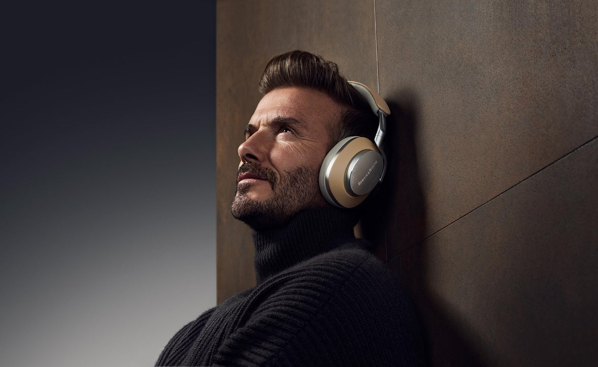 Bowers & Wilkins PX8 - Auriculares inalámbricos con cancelación de Ruido y Bluetooth 5.0 y Carga rápida, 30 Horas de reproducción de Alta resolución y micrófono Integrado, Color borgoña Real