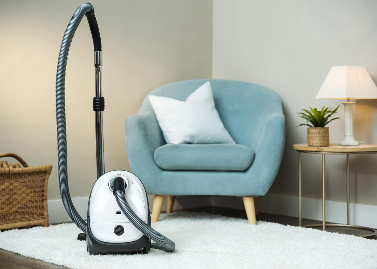 Nilfisk Aspiradora One para Suelos y Alfombras con Filtro EPA - Aspirador de Trineo Potente, Compacto y Ligero - Blanca (WB10P05A-HB15)