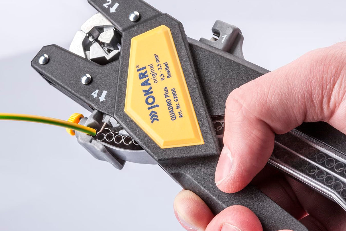 JOKARI J62000 - Herramienta de corte, pelado, torsión y crimpación de cables QUADRO Plus (0,5-2,5 mm²)