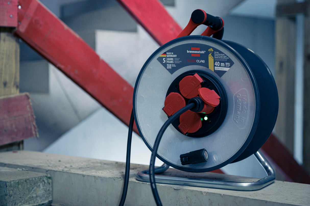 Brennenstuhl Professional SteelCore Carrete SC 4100 IP44 (40 m, cuerpo de tambor de chapa, uso en obra y uso en exteriores permanente, fabricado en Alemania)