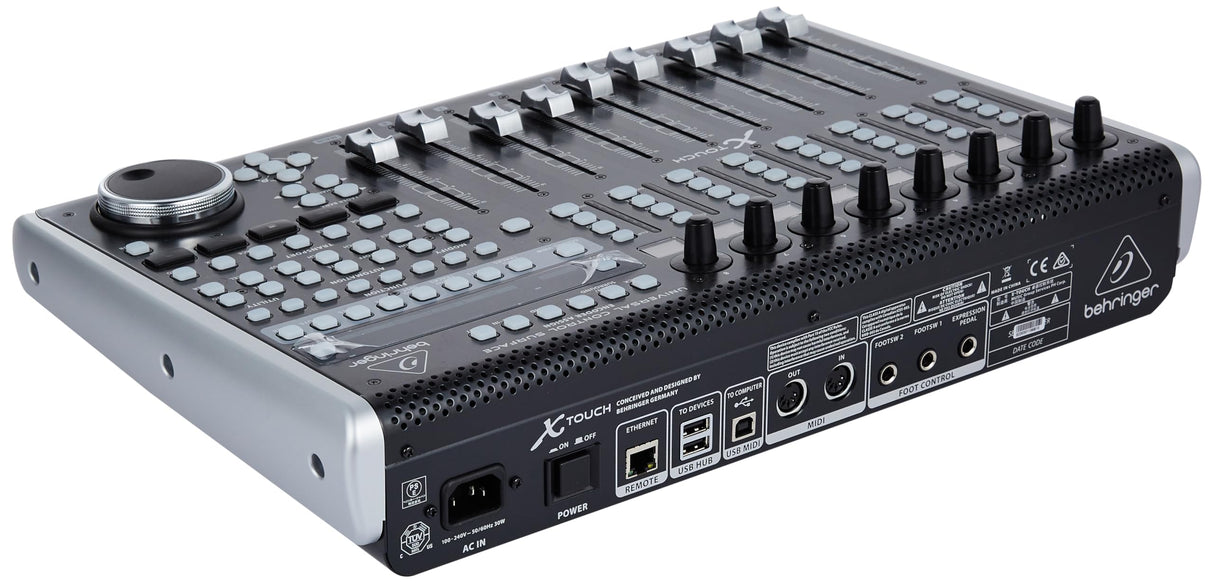 Superficie de control universal Behringer X-TOUCH con 9 faders de motor sensibles al tacto, tiras de garabatos LCD e interfaz Ethernet/USB/MIDI