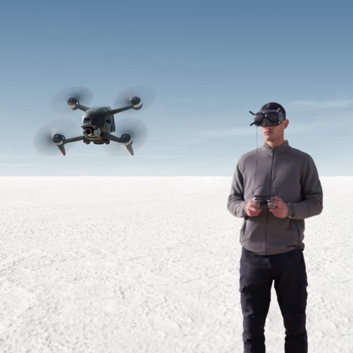 DJI FPV Combo Care Refresh Auto-activated- Drone, Quadcopter, OcuSync 3.0 HD Transmisión, 4k Vídeo, Experiencia de Vuelo Inmersiva, Súper Gran Angular de 150°, Con Care Refresh