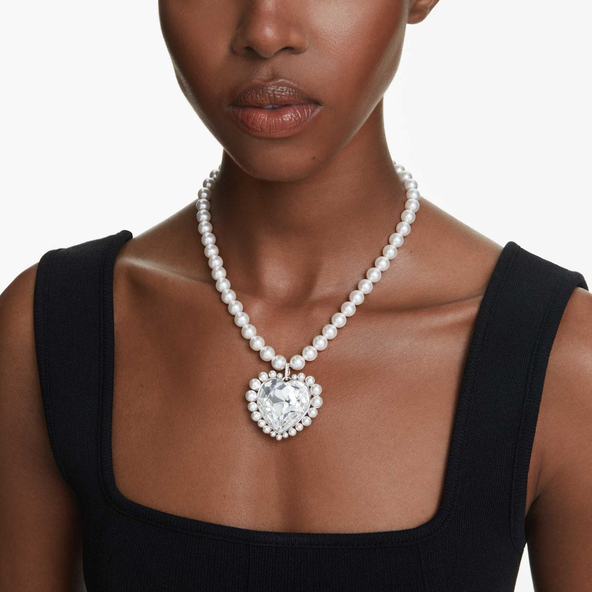Swarovski Collar Ariana Grande x, Crystal Pearl, Talla de corazón, Corazón, Blanco, Baño de rodio