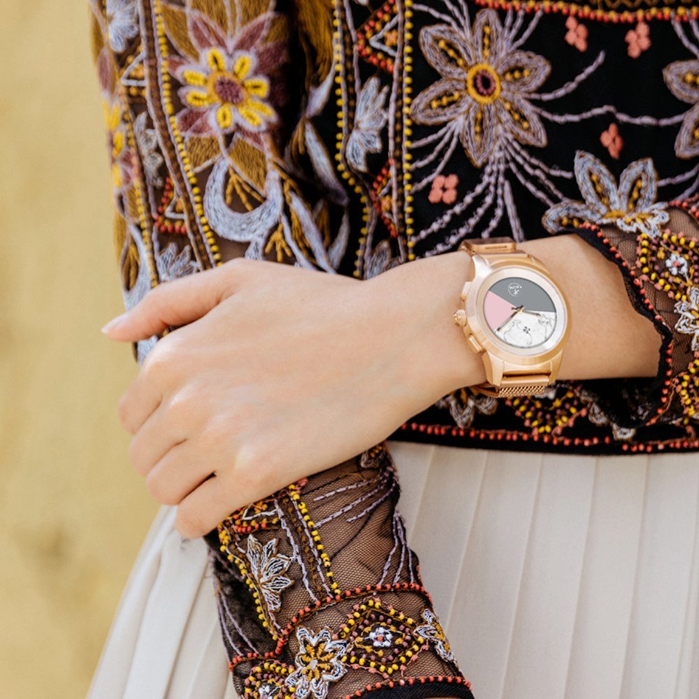 MyKronoz ZeTime Elite Reloj Inteligente híbrido 44mm con Agujas mecánicas sobre una Pantalla a Color táctil – Regular Cepillado Oro Rosa/Milanese