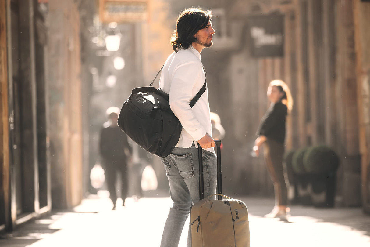 Thule Aion Carry On Spinner