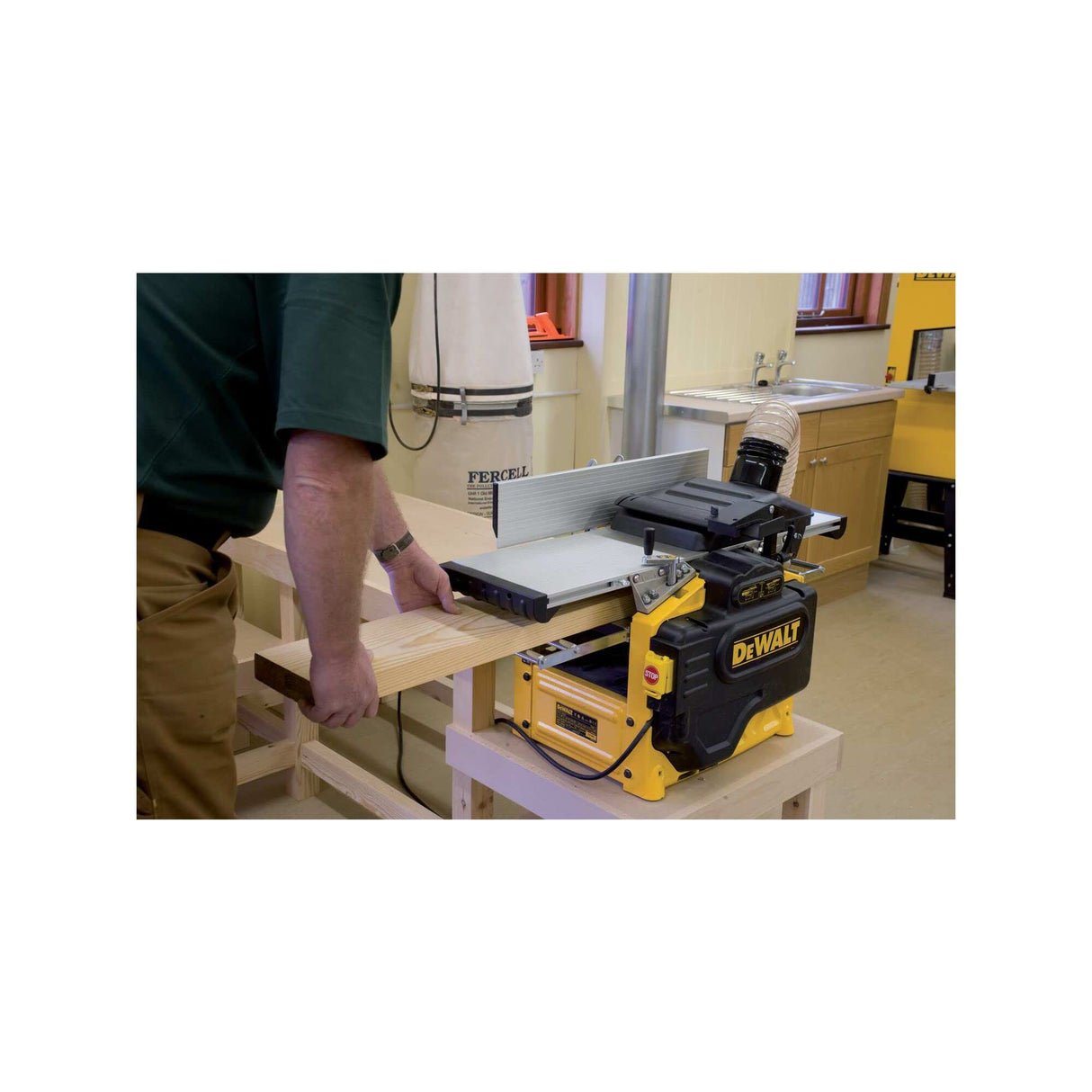 DeWALT D27300-QS - Cepillo de Regrueso 2.100 W