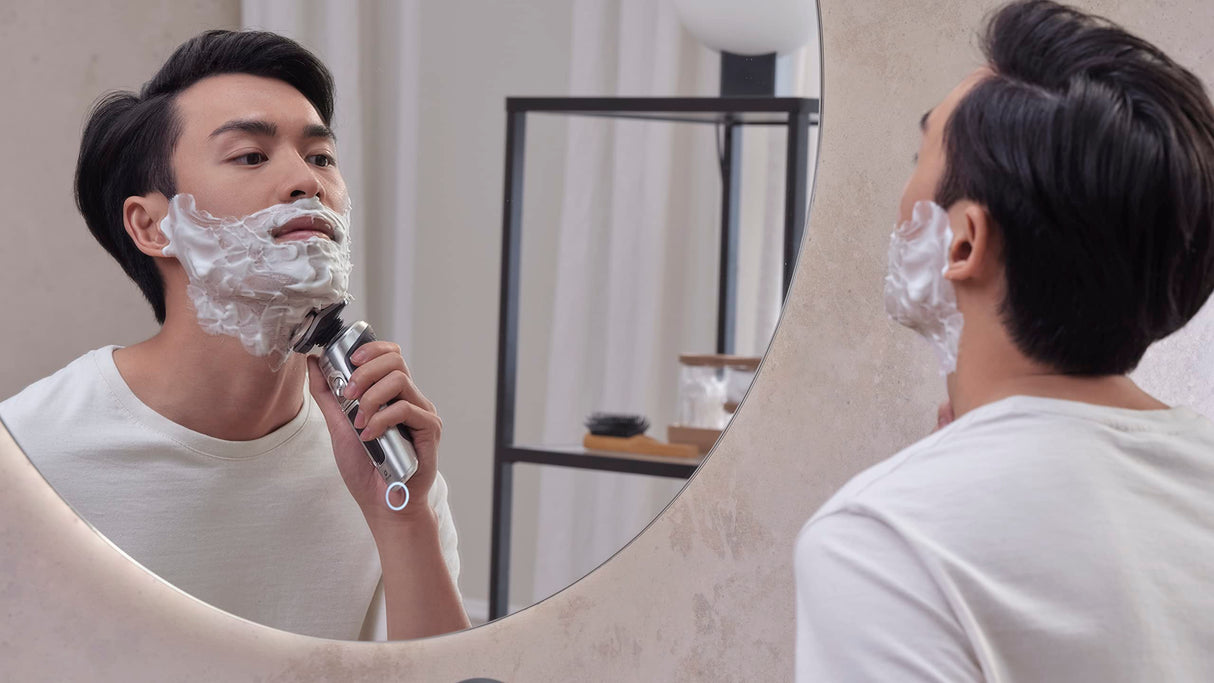 Philips Serie 9000 Prestige Afeitadora Eléctrica Hombre, Máquina de Afeitar Barba con Barbero, 72 cuchillas, 60min de uso, En Seco y Húmedo, Recargable, Base Carga QI, Naricero, SP9871/22, Cromo