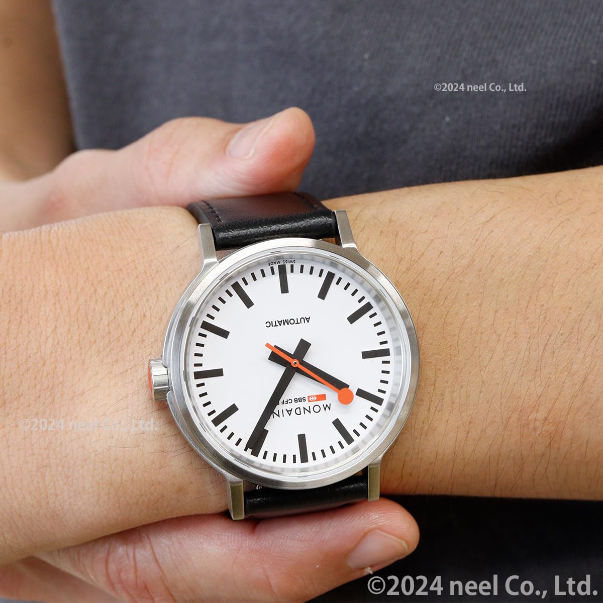 Mondaine Reloj Analógico para Hombres de Automático con Correa en Cuero MST.4161B.LBV