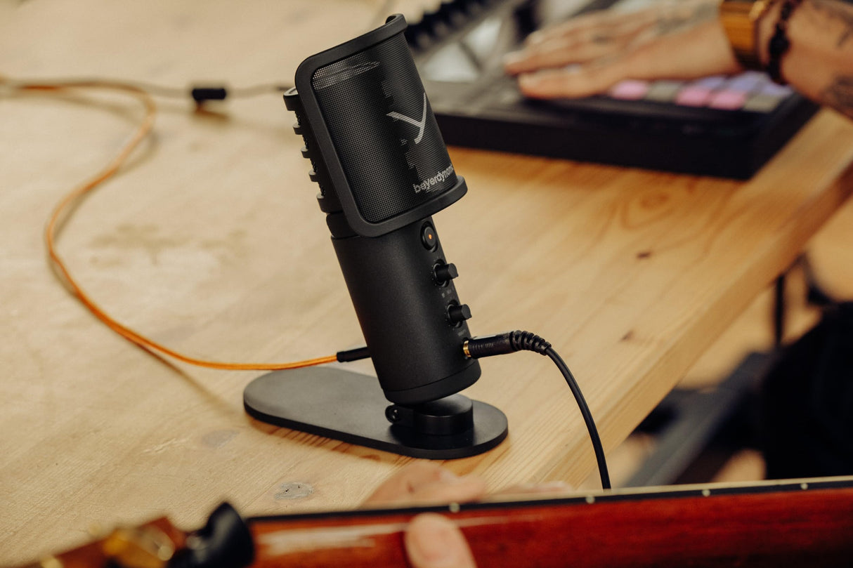 Beyerdynamic Fox micrófono de Condensador de Gran diafragma USB para el Estudio (característica cardioide)