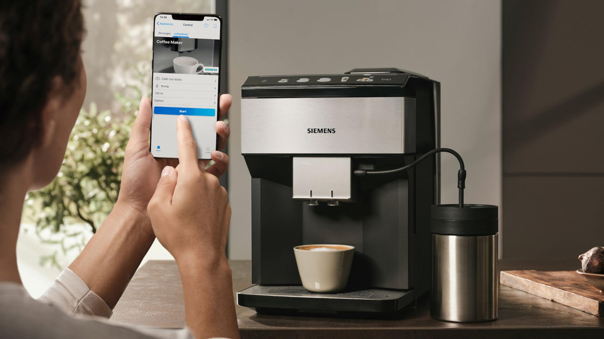 Siemens, Cafetera totalmente automática, EQ500, Home Connect, aromaDouble Shot, autoMilk Clean, ceramDrive, coffeeSelect Display, OneTouch DoubleCup, acero inoxidable/negro, TP516RX3
