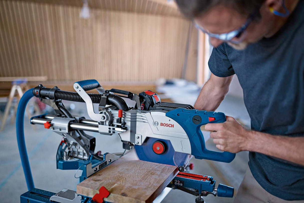 Bosch Professional BITURBO GCM 18V-216 DC - Ingletadora telescópica a batería (Brushless, 18V, Ø 216 mm, Dual láser, Connectivity, 2 discos, sin batería)