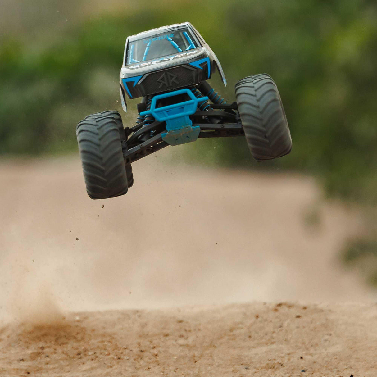 ARRMA 1/10 Gorgon 2WD RTR Monster Truck Mega 550 14T Motor de Cepillo, Espectro SLT2 2,4 GHz, Incluye batería NiMH de 3300 mAh y Cargador USB-C S120, Color Azul