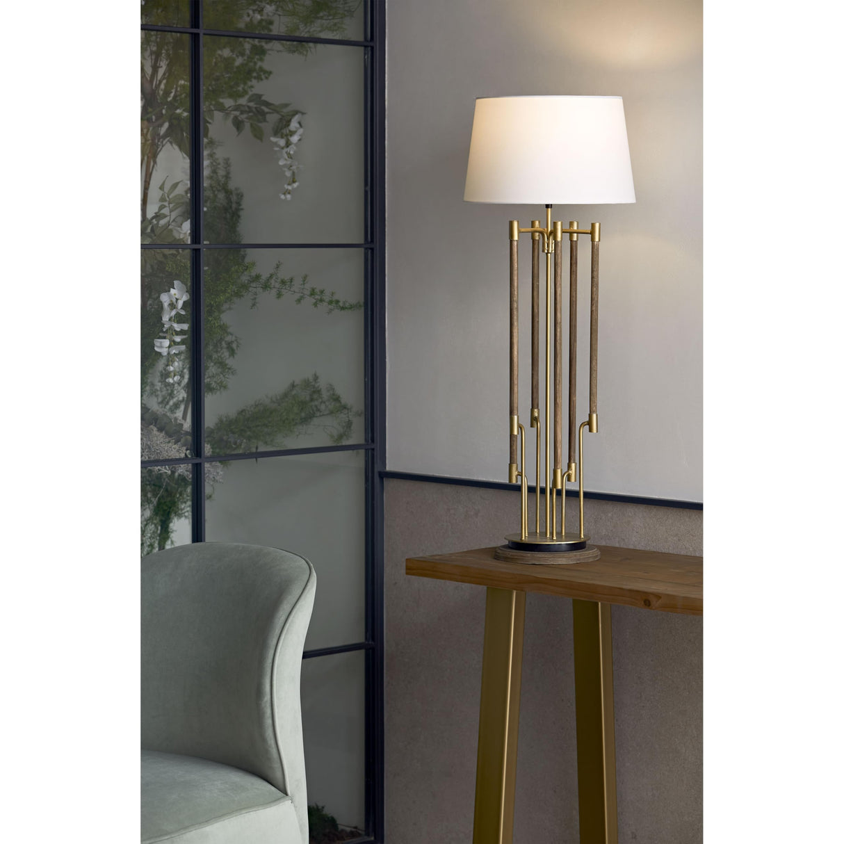 LAMPARA SOBREMESA 22X22X60 MADERA/METAL DORADO CON PANTALLA BLANCO