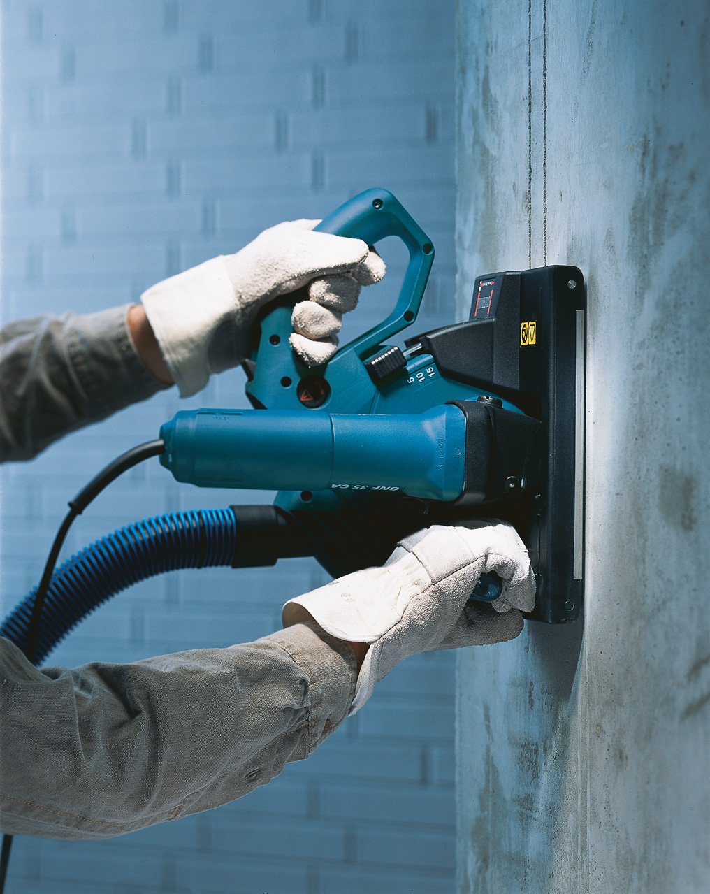 Bosch Professional GNF 35 CA - Rozadora eléctrica (1400 W, Ø del disco 150 mm, prof. 35 mm, en maletín