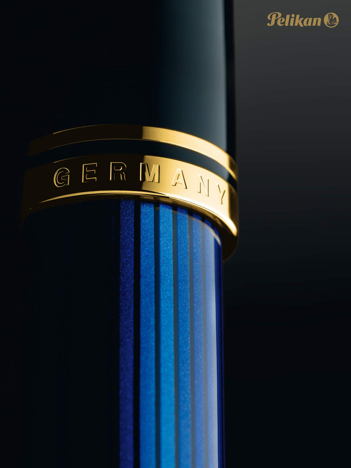 Pelikan Souverän M600 - Pluma en punto de escritura M, multicolor