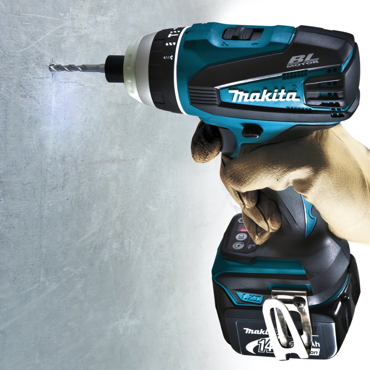 Makita DTP131RMJ - Batería de 14,4 v quadro helicóptero en makpac con 2 baterías de 4,0 ah cargador