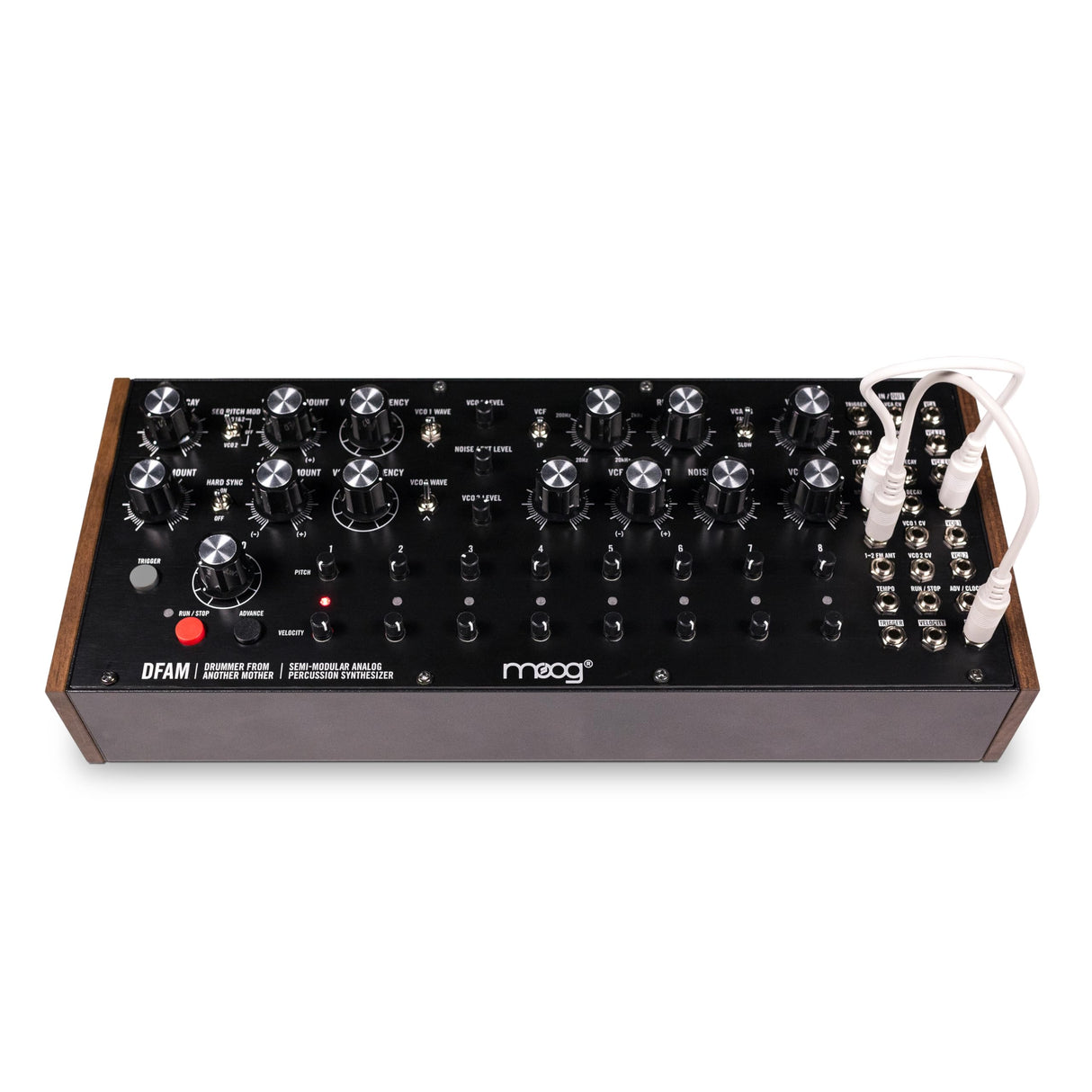MOOG DFAM - sintetizador de percusión analógico semimodular con secuenciador de 8 pasos y bahía de parcheo de 24 puntos