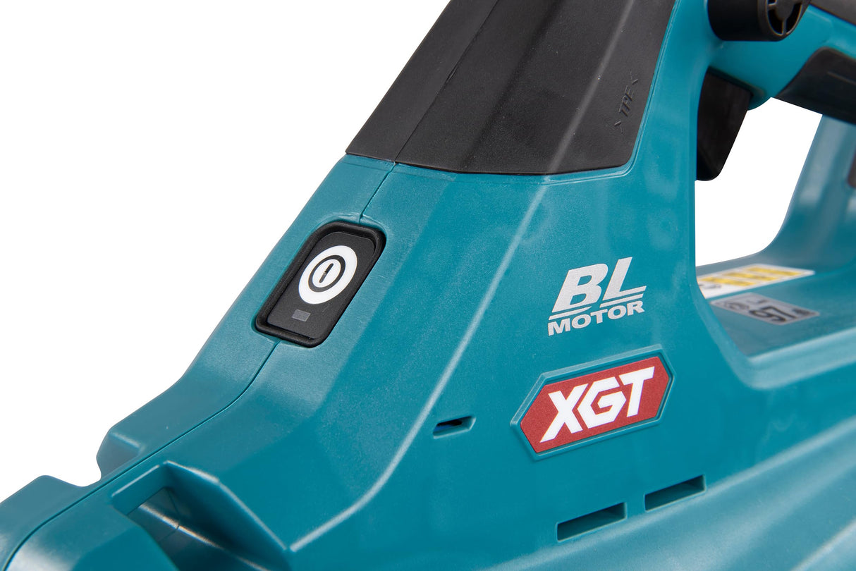 Soplador a batería 40Vmax XGT BL Marca Makita