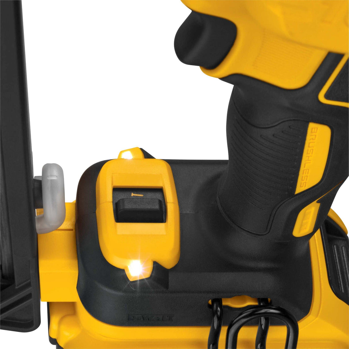 DeWalt DCN660D2-QW Clavadora de acabado sin escobillas XR 18V con 2 baterías Li-Ion 2, Set de 2 Piezas