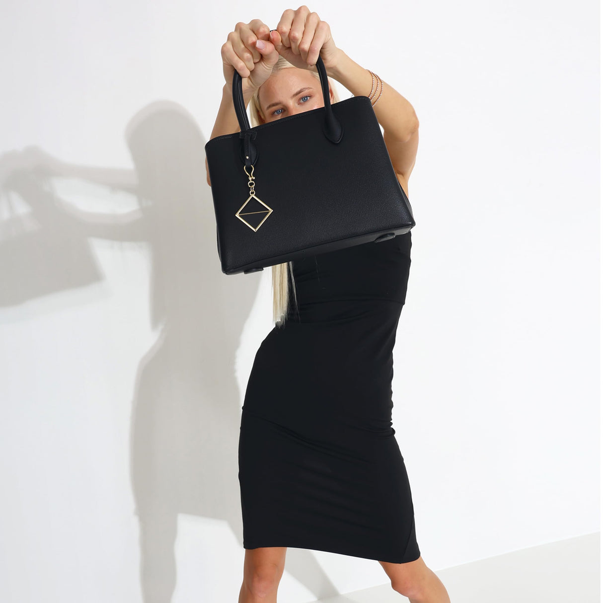 Carlheim Women's Shoulderbags Classis Genuine Leather, Black