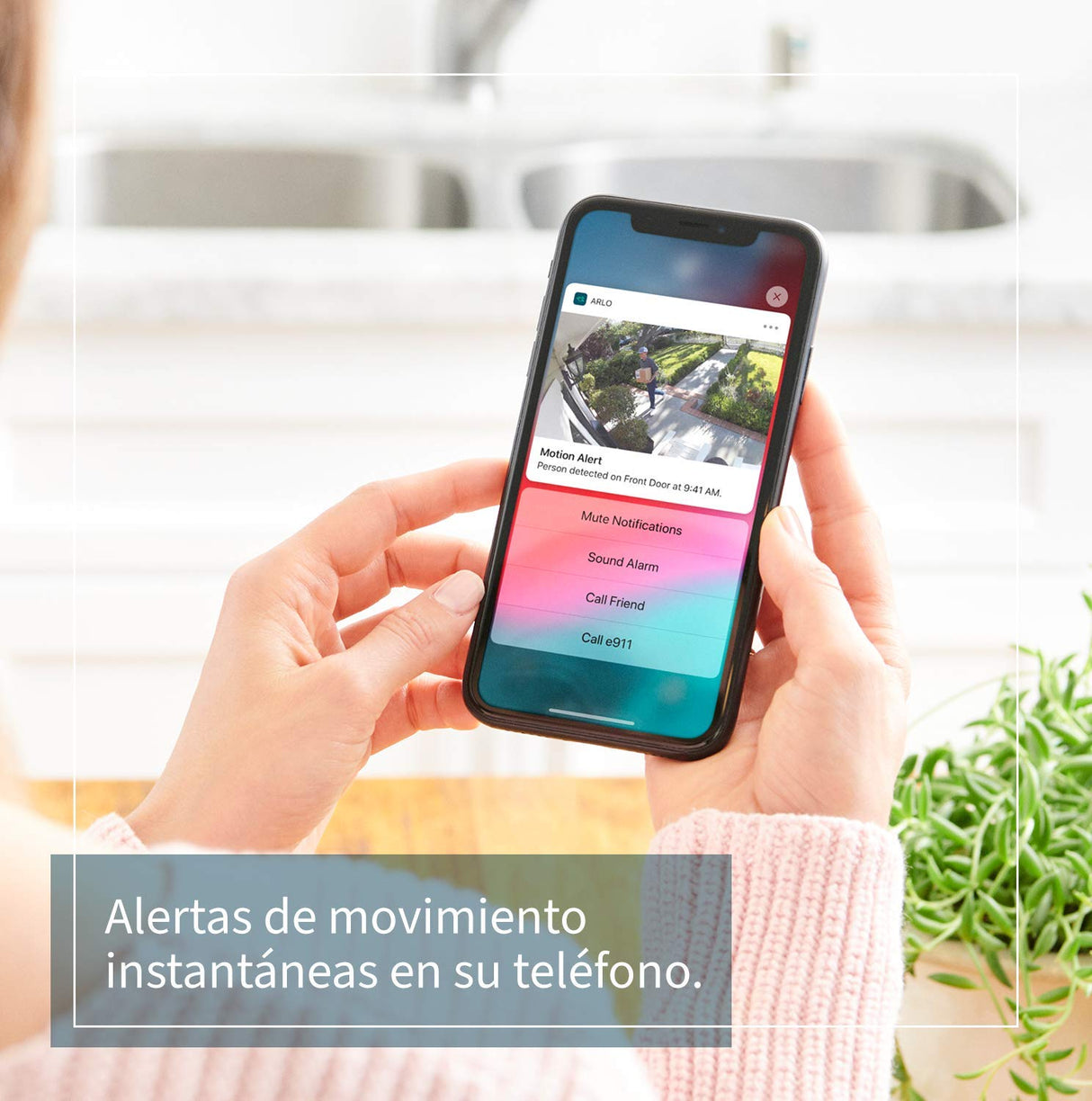 Arlo Essential Camara Vigilancia WiFi Exterior 1080p HD, Camara Vigilancia WiFi Interior, Sensor de Movimiento, Alarmas Para Casa, Prueba Arlo Secure Incluida, Visión Nocturna, 3 Cámaras, Blancas