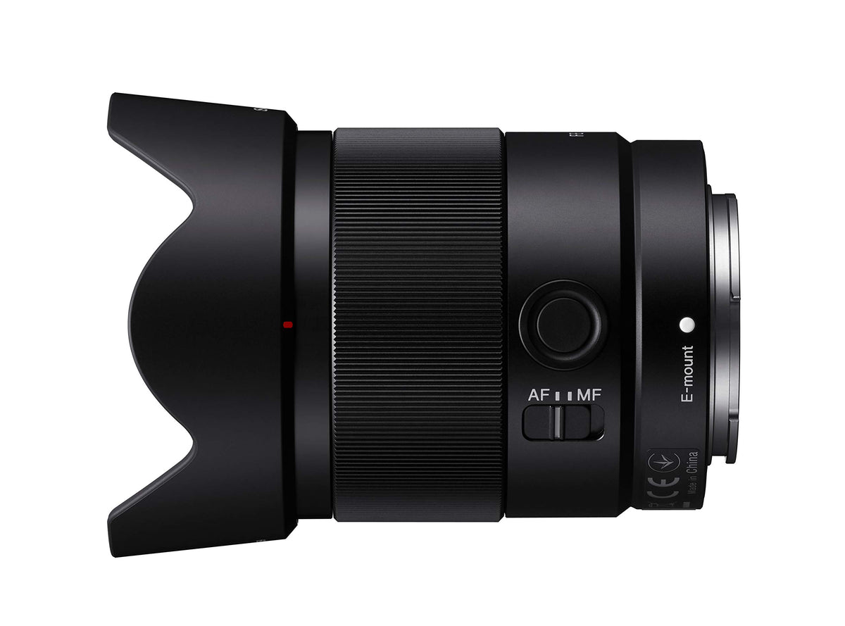 Sony SEL35F18F – 35 mm F1.8 Objetivo gran angular para Full Frame & APS-C, compacto y luminoso, montura E. Ideal para reportajes, viajes y uso diario (compatible con serie A7, ZV-E10, A6400, A6700)