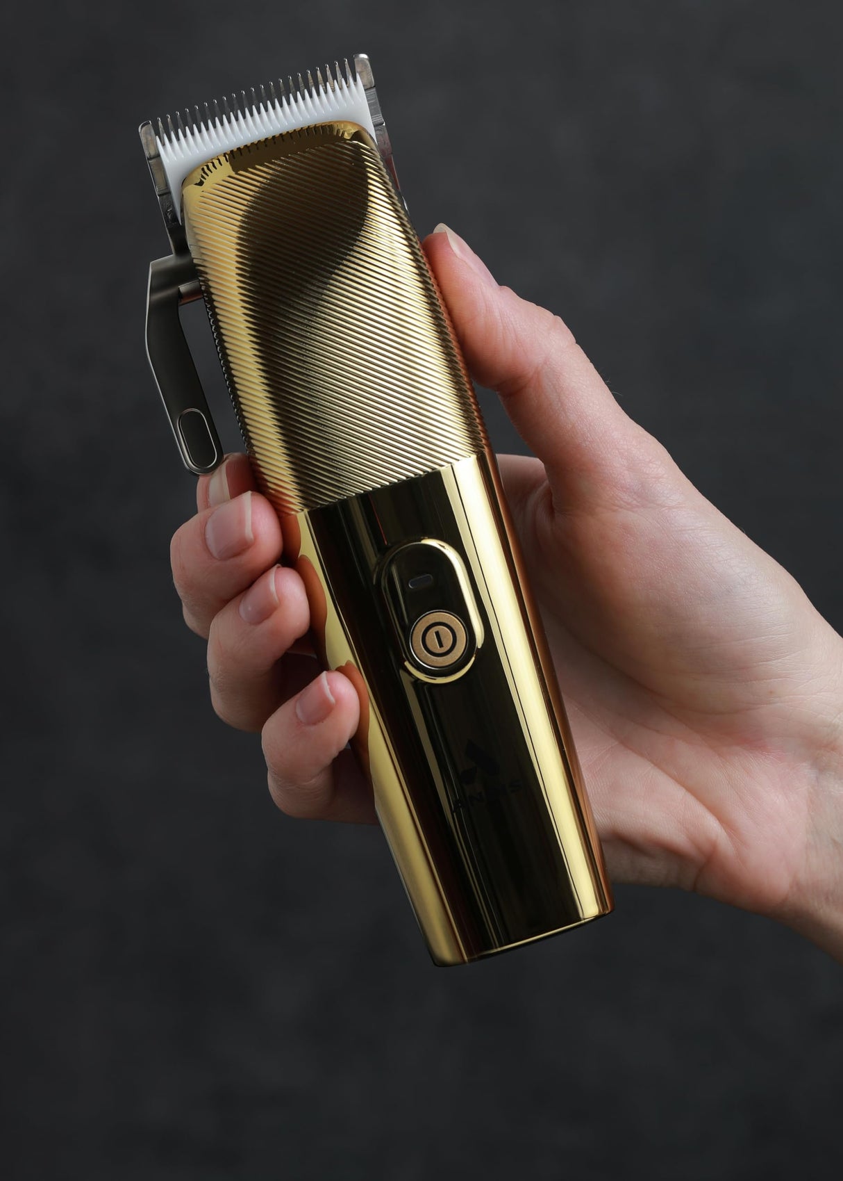 Andis Cortapelos inalámbrico Envy II Edición Premium, cortadora de barba y cabello eléctrica profesional de iones de litio, cuchilla Phaze, inalámbrica, dorada.