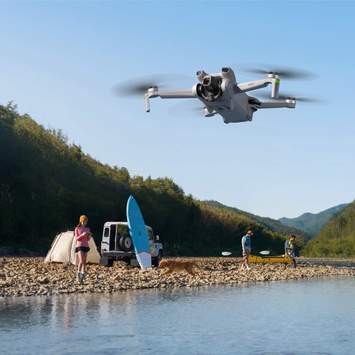 DJI Pack Mini 3 Vuela Más (RC) – Dron Mini con cámara ligero y plegable con vídeo 4K HDR, 38 min de tiempo de vuelo, Grabación vertical y funciones inteligentes, Color Gris, C0