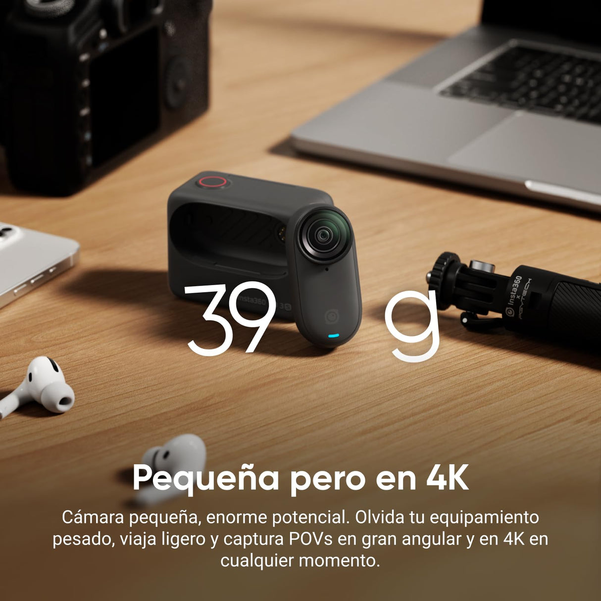 Insta360 GO 3S Kit para Deportes Acuáticos - Cámara Vlogging 4K, POV Manos Libres, Móntala Donde Quieras, Estabilización, 140 Min de batería, Impermeable 10 M, Edición IA, Apple Find My, Vlog, Negro