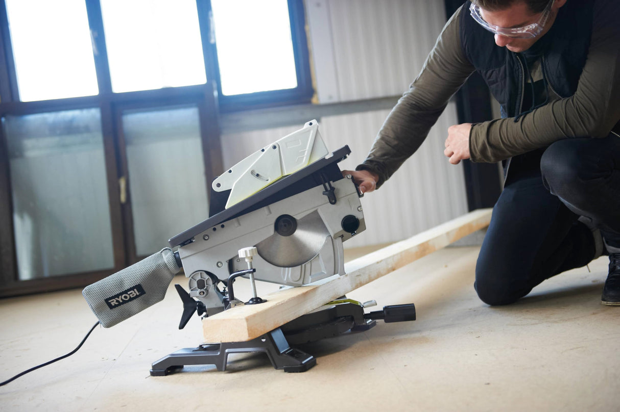 Ryobi RTMS1800-G - Ingletadora (26,800 kg)