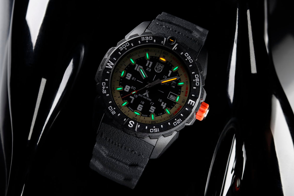 Luminox Reloj Analógico para Hombres de Cuarzo Suizo XB.3731