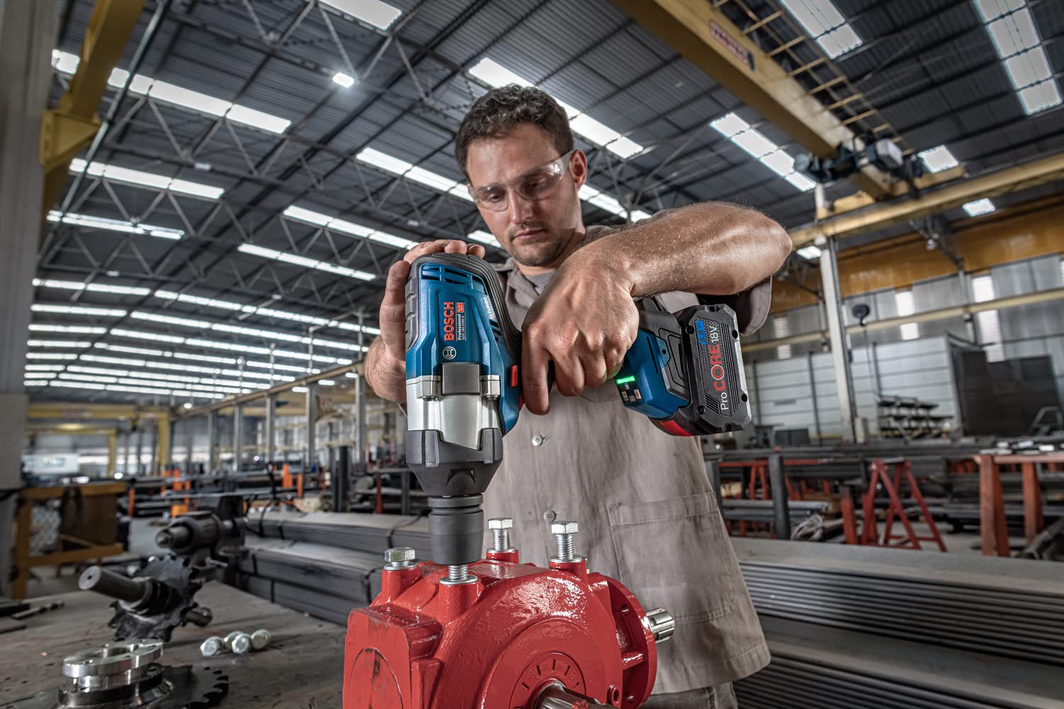 Bosch Professional BITURBO GDS 18V-1050 H - Atornillador de impacto a batería (Brushless, 18V, 1050 Nm, tornillos hasta M24, sin batería, en caja)