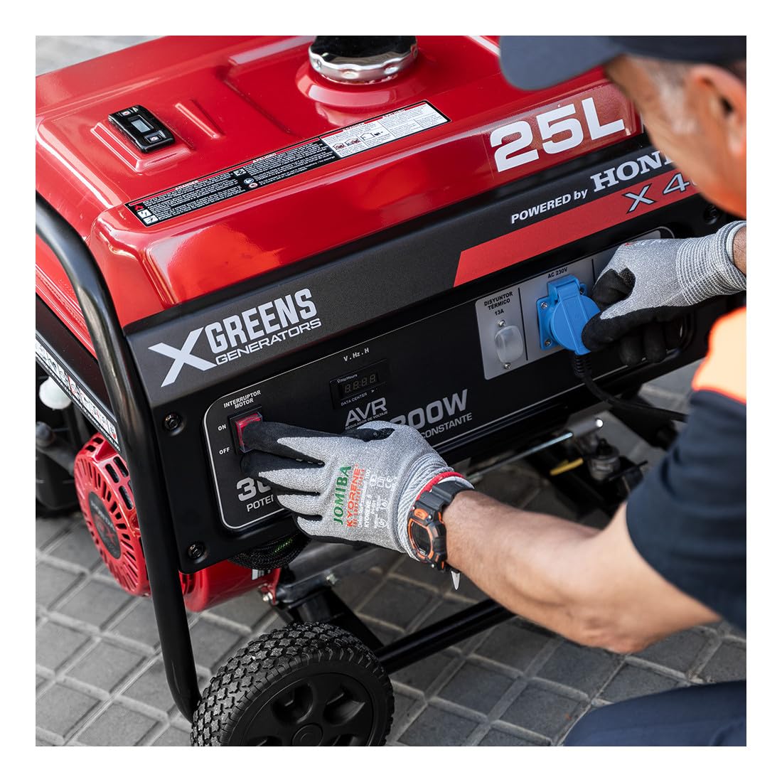 XGREENS Generador de corriente (gasolina) X40 (máx. 3.000W, depósito 25 l, AVR, Powered by Honda, ruedas, alerta aceite, monofásico, 2 tomas 230V, protección térmica y panel digital)