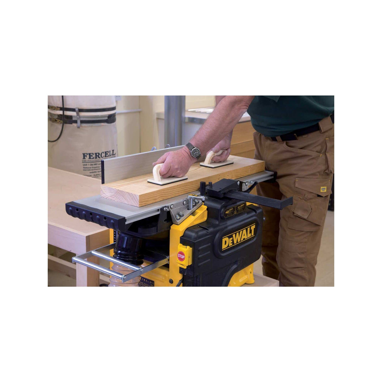 DeWALT D27300-QS - Cepillo de Regrueso 2.100 W