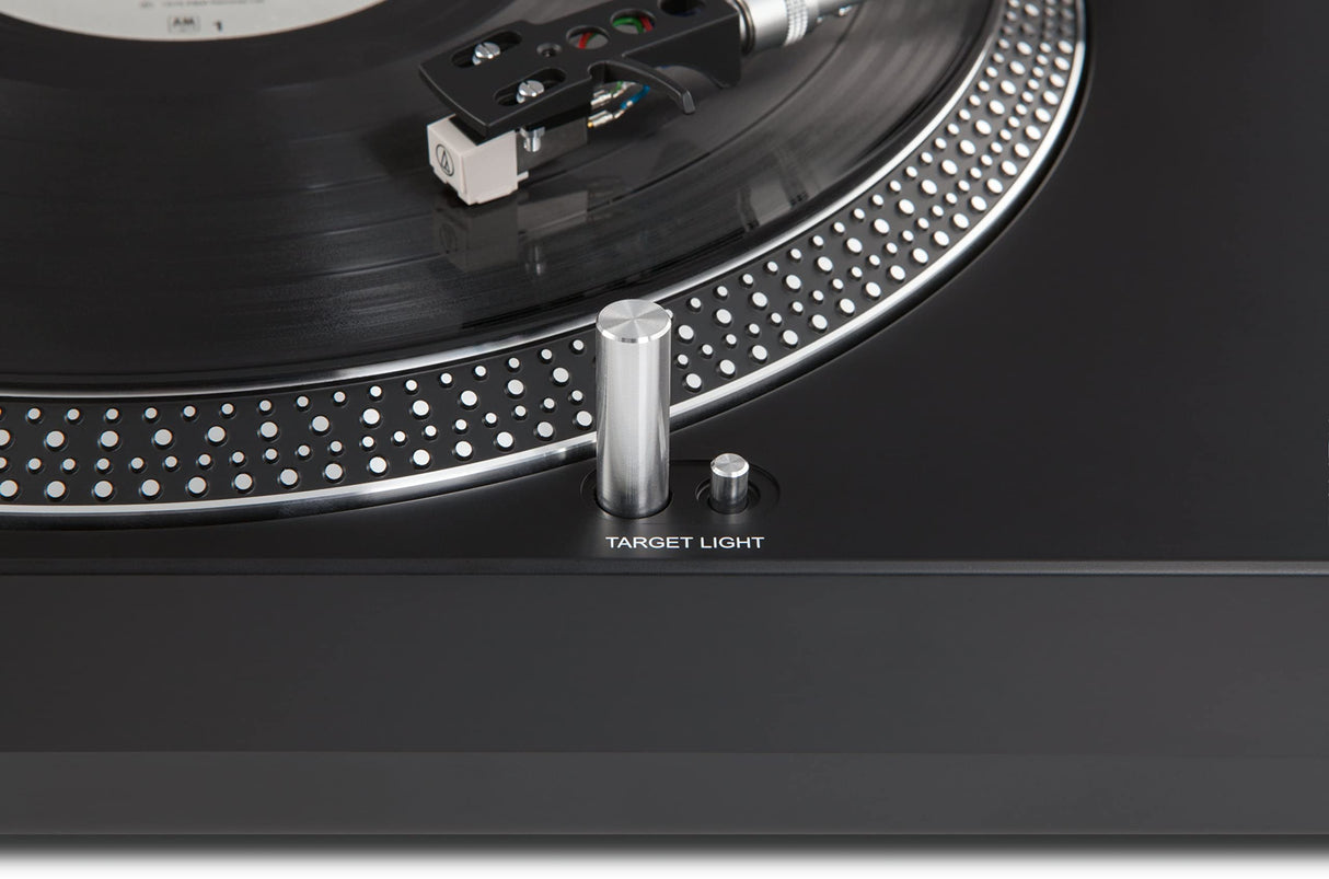 TechniSat TECHNIPLAYER LP 300 - Tocadiscos profesional USB (con función Scratch y digitalización, velocidad de rotación: 33/45 rpm, accionamiento directo controlado por cuarzo), color negro